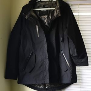 Obey black raincoat M